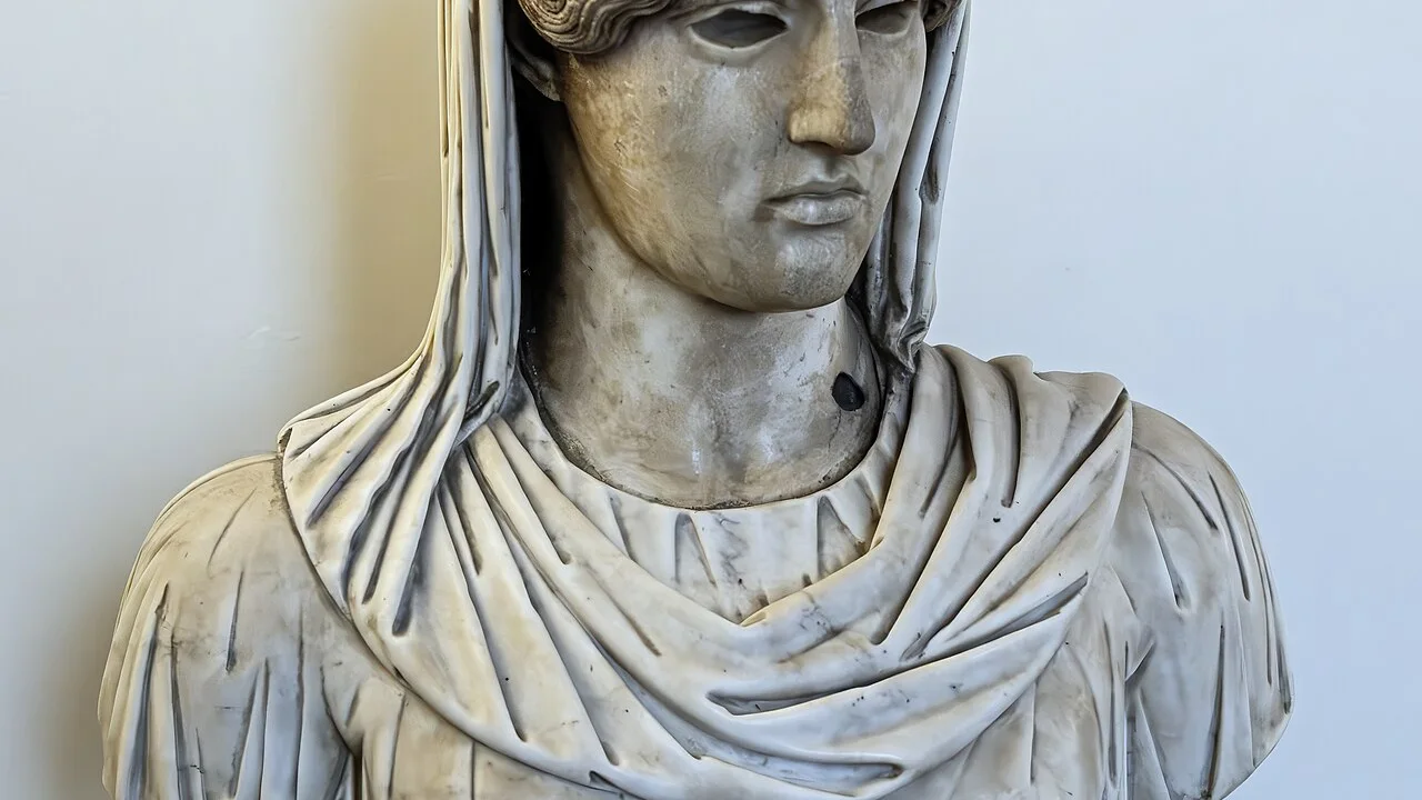 Aphrodite Giant